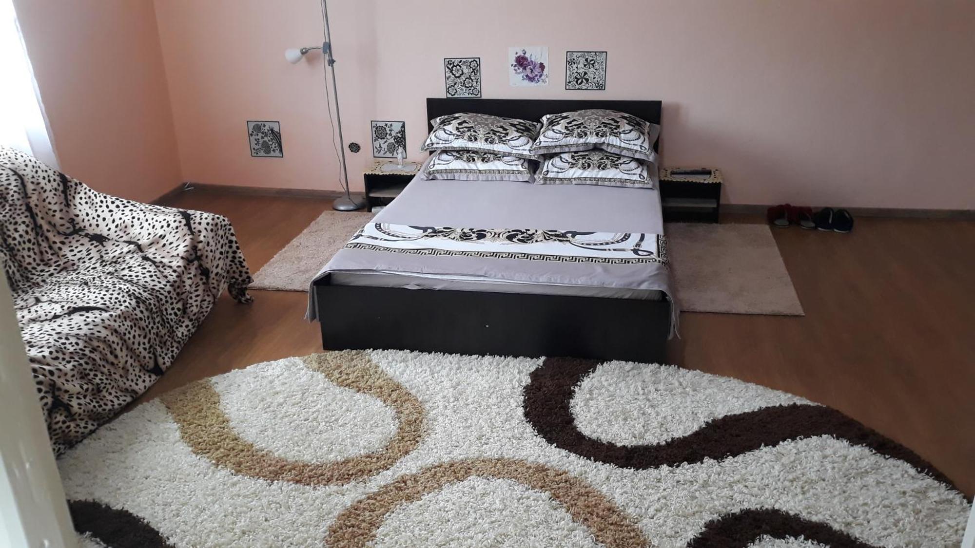 Vila La Izvorul Putinei Haţeg الغرفة الصورة