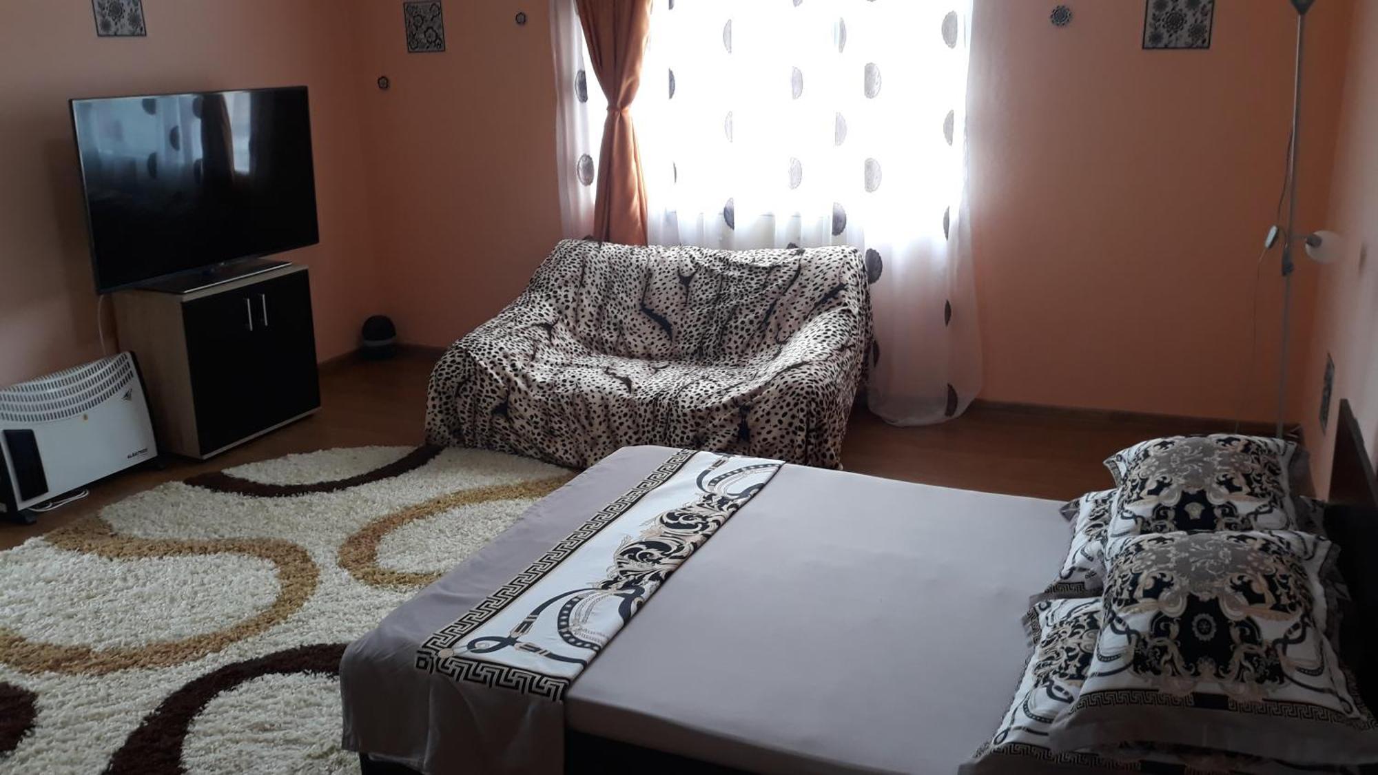 Vila La Izvorul Putinei Haţeg الغرفة الصورة